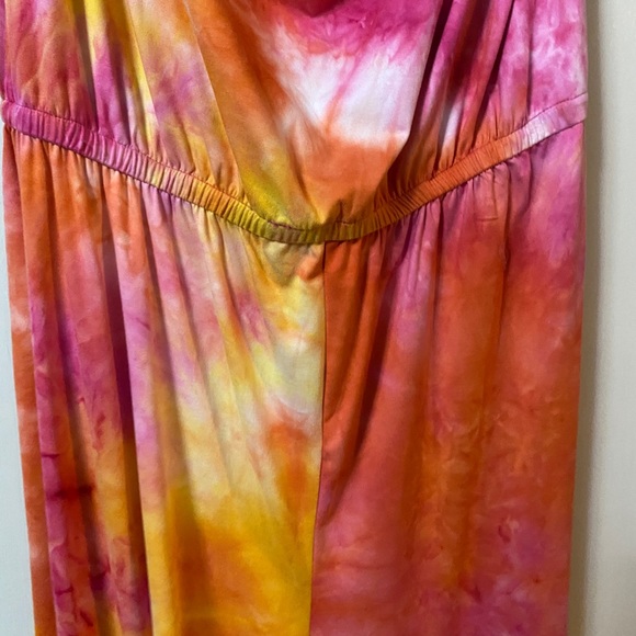 Jumpsuit - Picture 3 of 5